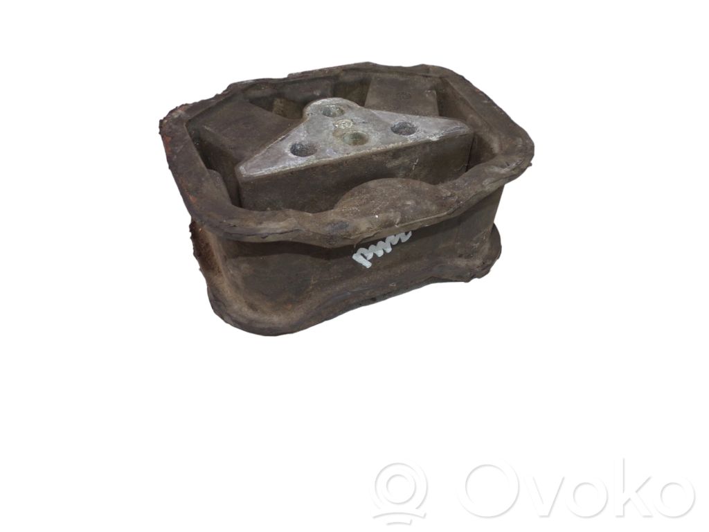 Opel Vectra A Engine mount bracket 