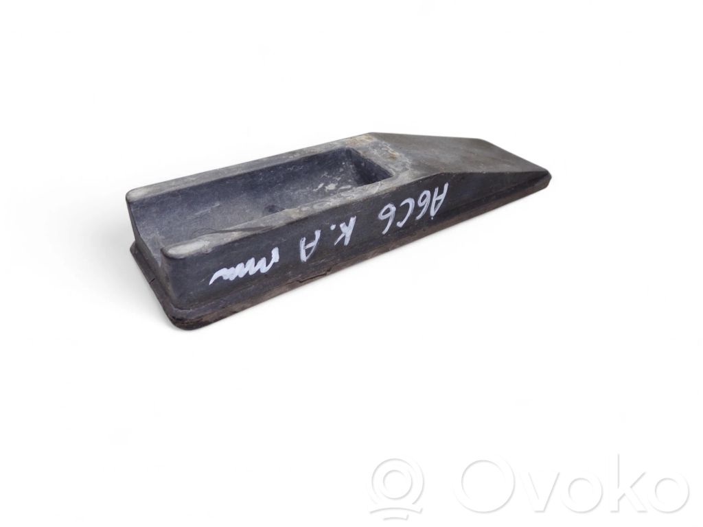 Steckdose   4F0802847