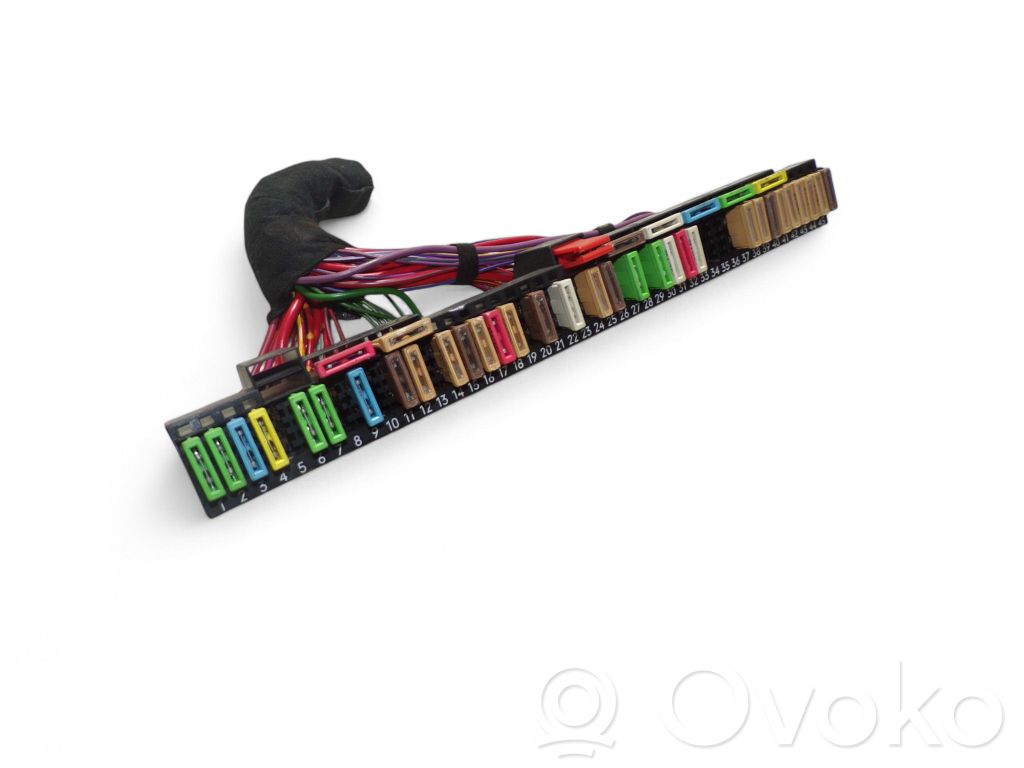 Drošinātāju bloks   8366570,61138366570
