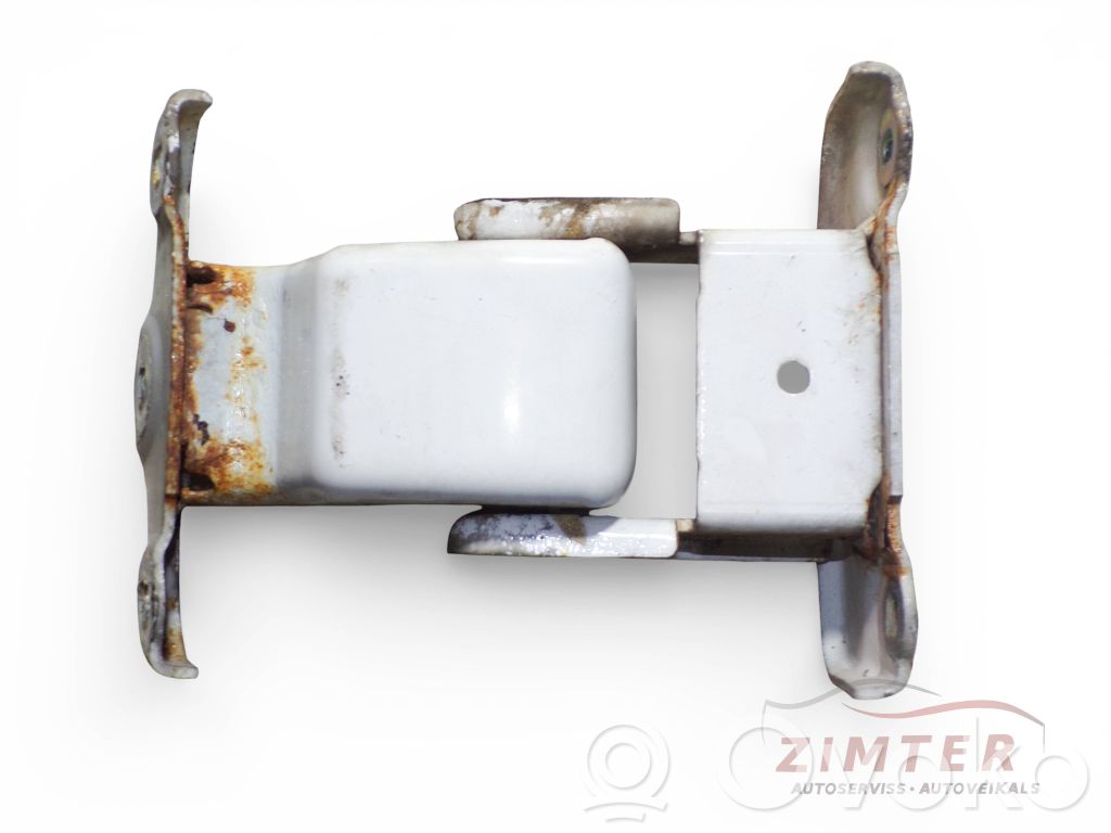 Loading door upper hinge   527428A