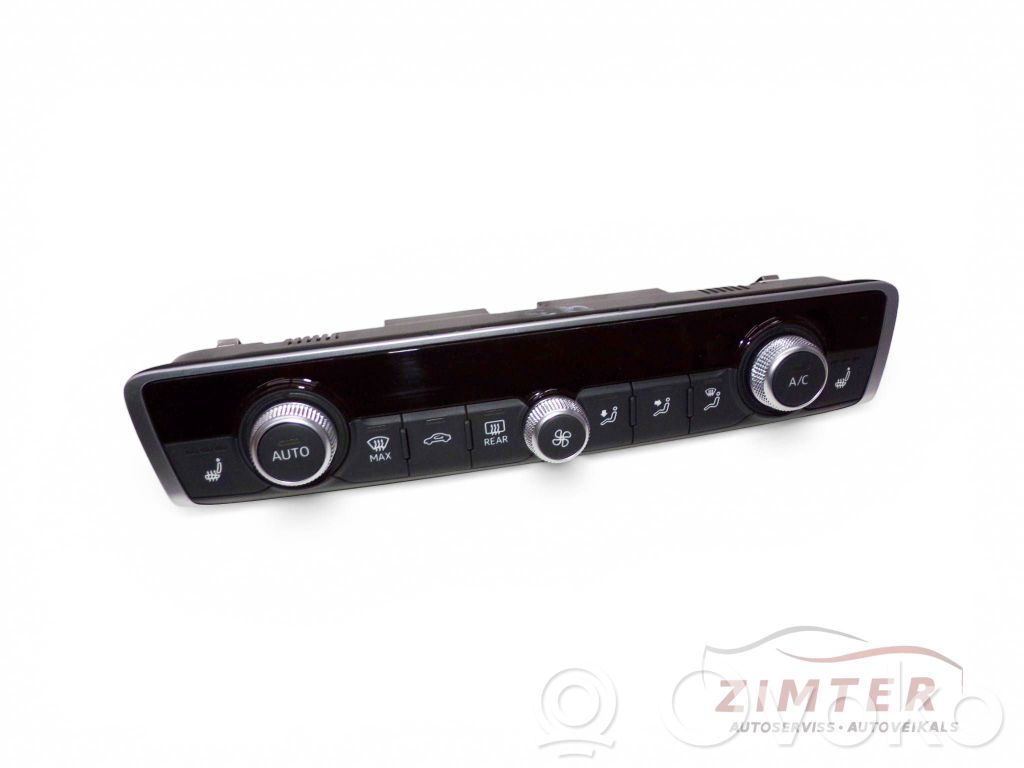 Audi Q3 F3 Climate control unit 