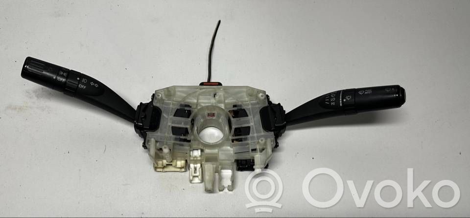 Subaru Outback Manetka / Przełącznik kierunkowskazów wycieraczek 