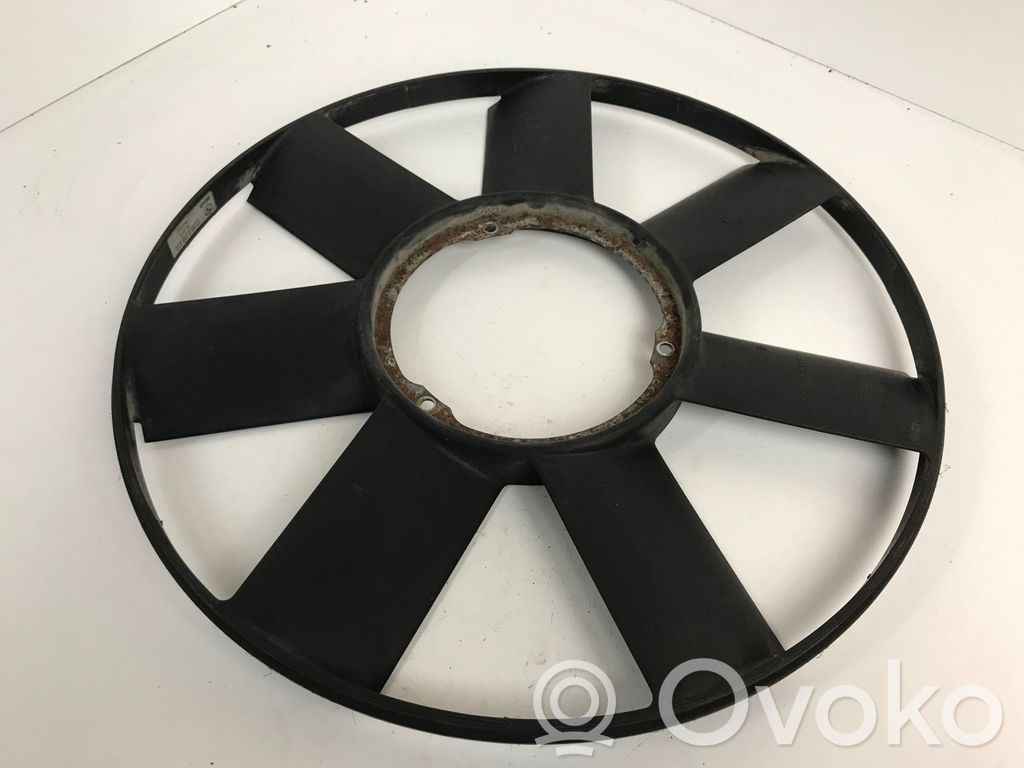 BMW X5 E53 Ventiliatoriaus sparnuotė 