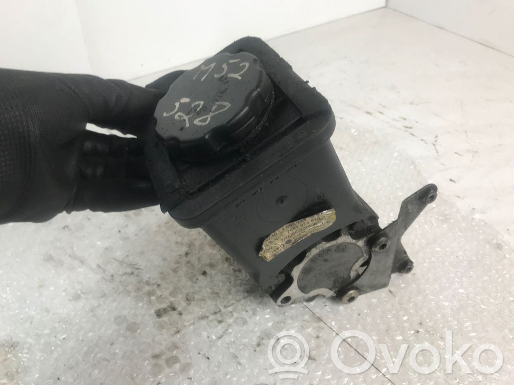 BMW 5 E39 Servopumpe 
