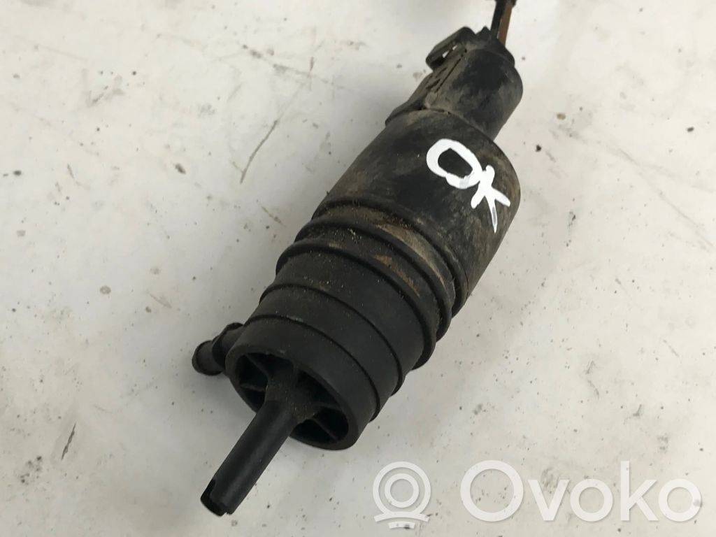Headlight washer pump   8377612,20171204,23113,18D955651,431955651,A0008605826