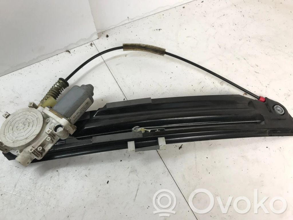 BMW 5 E39 Silniczek podnoszenia szyby drzwi tylnych 