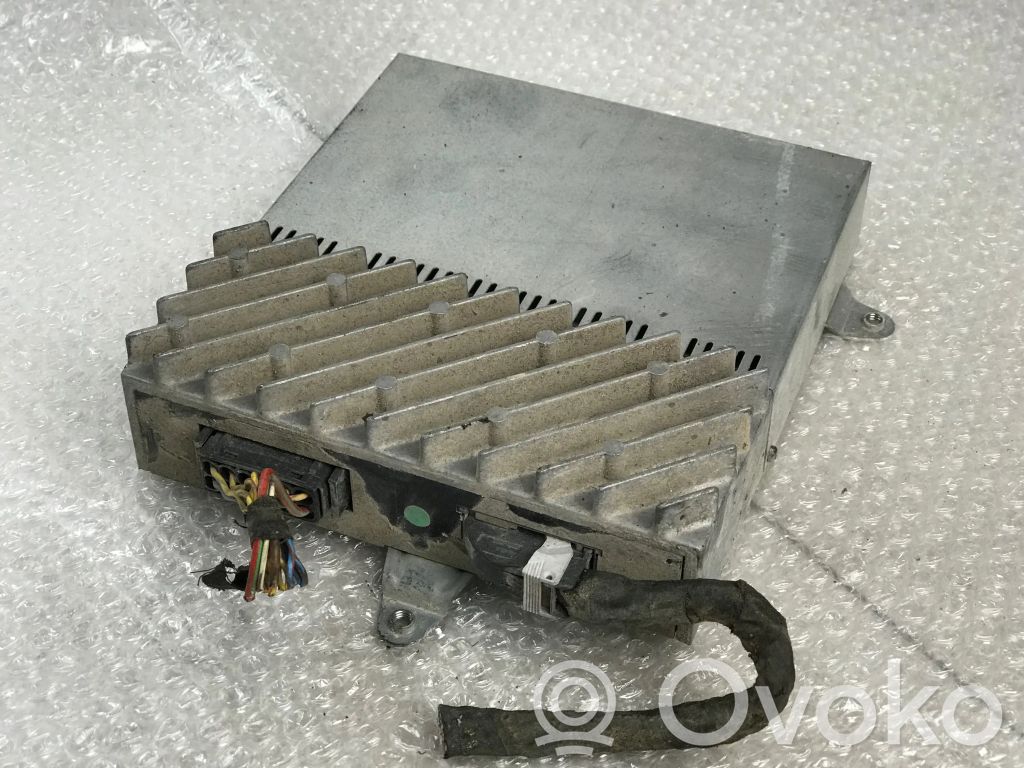 BMW 5 E39 Sound amplifier 