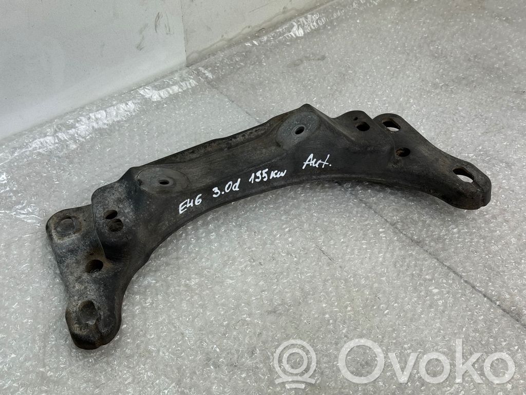 BMW 3 E46 Gearbox mounting bracket 