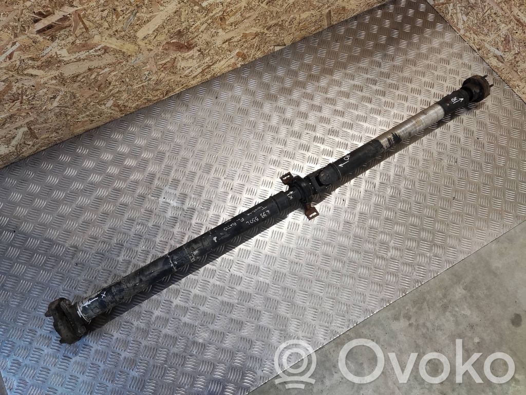 BMW 5 E39 Kardanas komplekte 