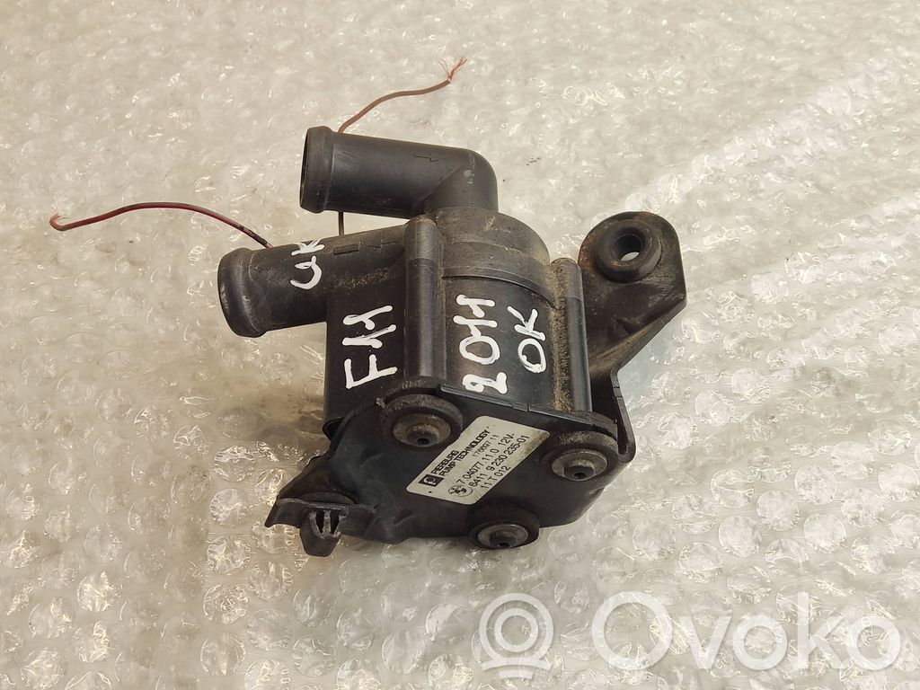 BMW 5 F10 F11 Pompa cyrkulacji / obiegu wody 