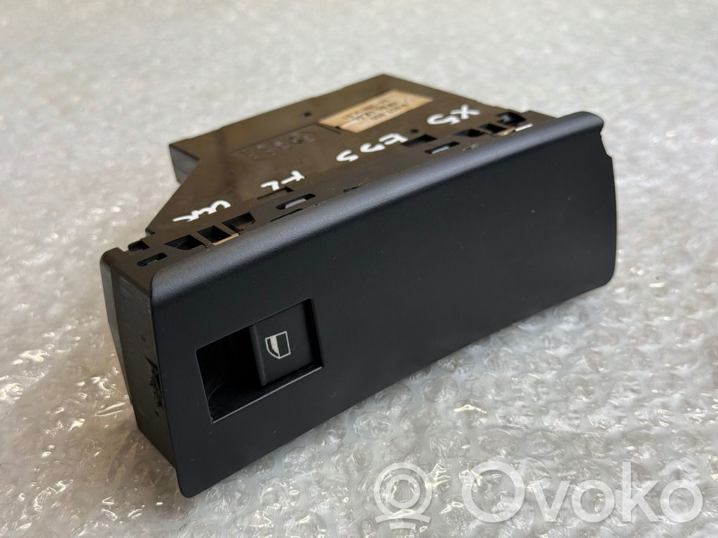 BMW X5 E53 Electric window control switch 