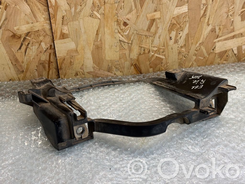 BMW 5 E60 E61 Headlight/headlamp mounting bracket 