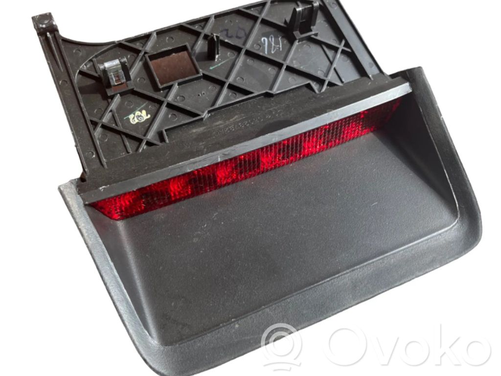 Dodge Challenger Third/center stoplight 