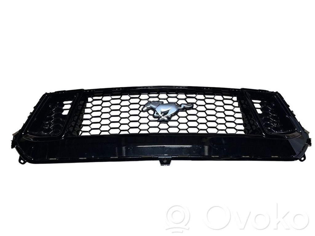 Maskownica / Grill / Atrapa górna chłodnicy   PR3B8150CBW,PR3B8150CB,PR3B8150C,PR3817F011DAW,PR3B8150,PRBB8150CBW