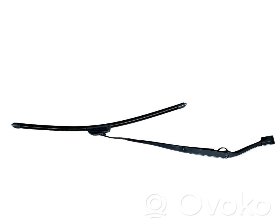 Dodge Durango III Windshield/front glass wiper blade 