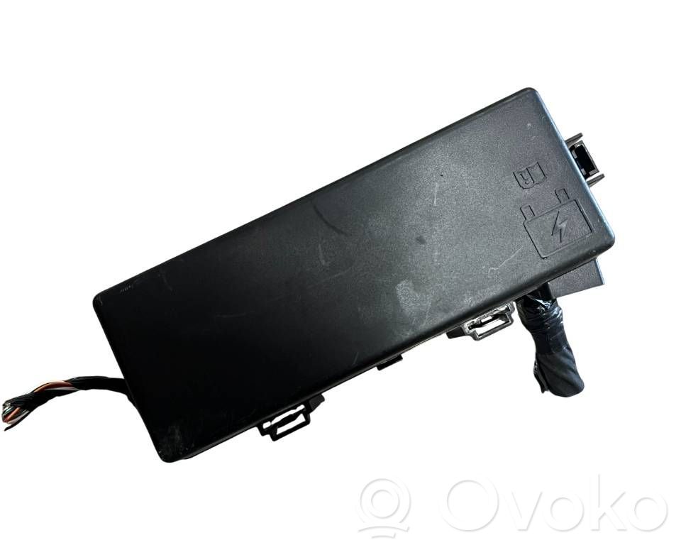 Ramka / Moduł bezpieczników   P68266001AC,68266001AC,TAWU3095UQ015