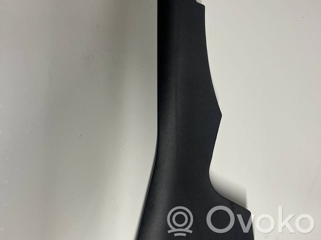Dodge Charger (C) pillar trim 