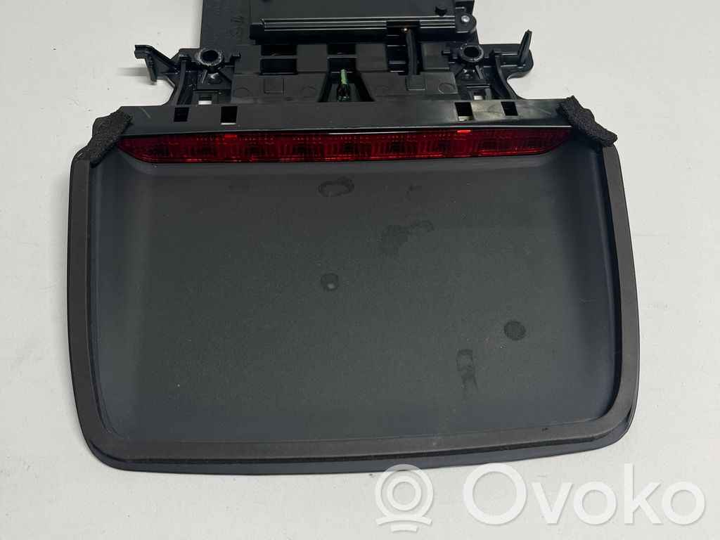 Dodge Charger Third/center stoplight 