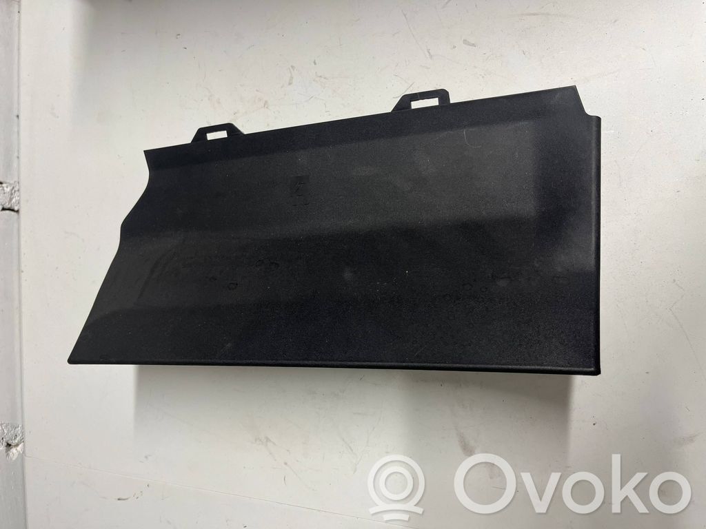 Element deski rozdzielczej / dół   M1PBS020A78AA,M1PBS020C62AA,2021901,S020C62AA