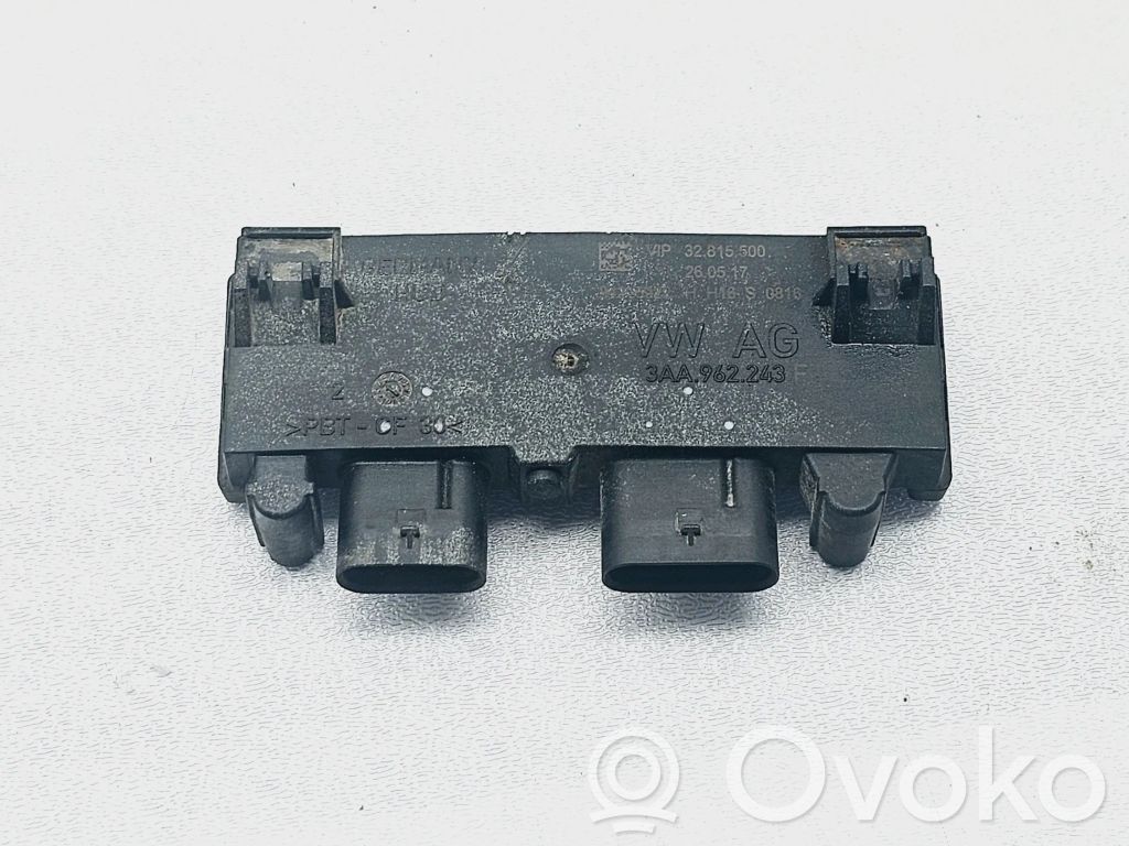 Audi Q7 4M Tailgate/trunk control unit/module 