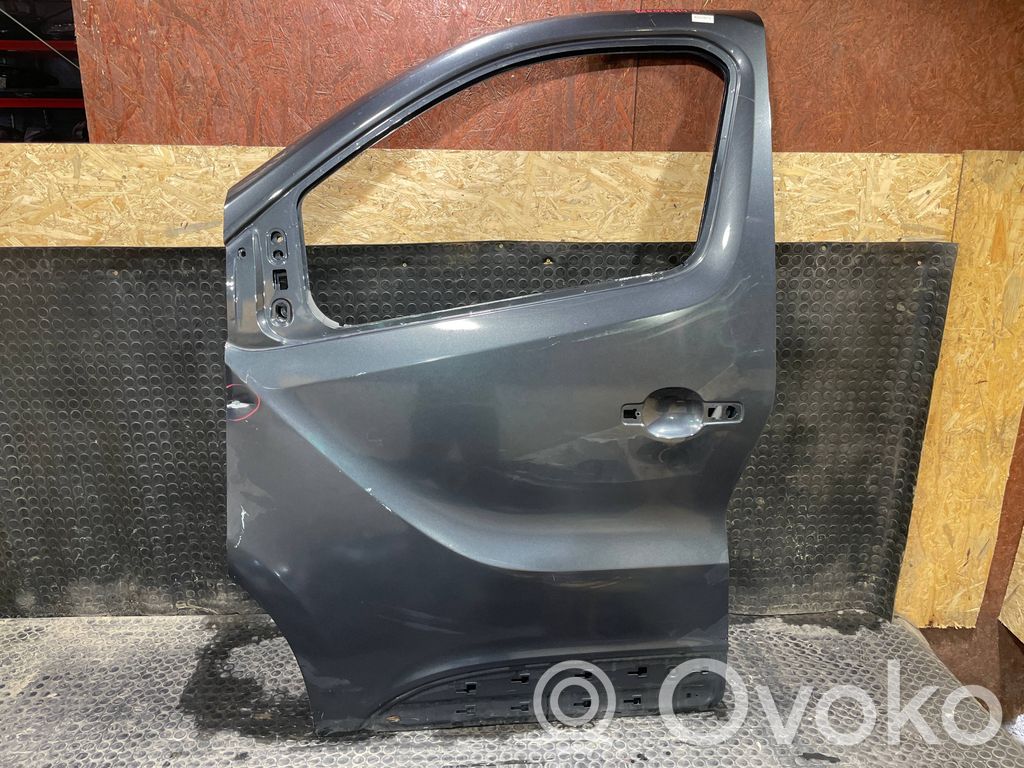 Renault Trafic III (X82) Front door 