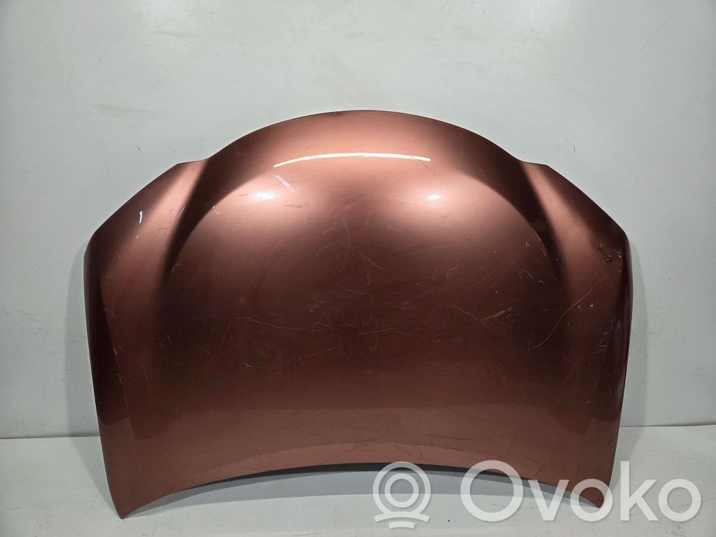 Couvercle, capot moteur