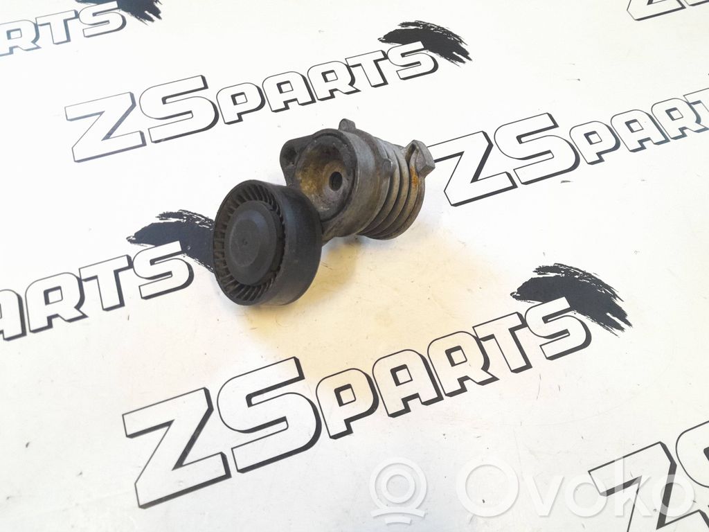 BMW 5 E60 E61 Diržo įtempėjas 