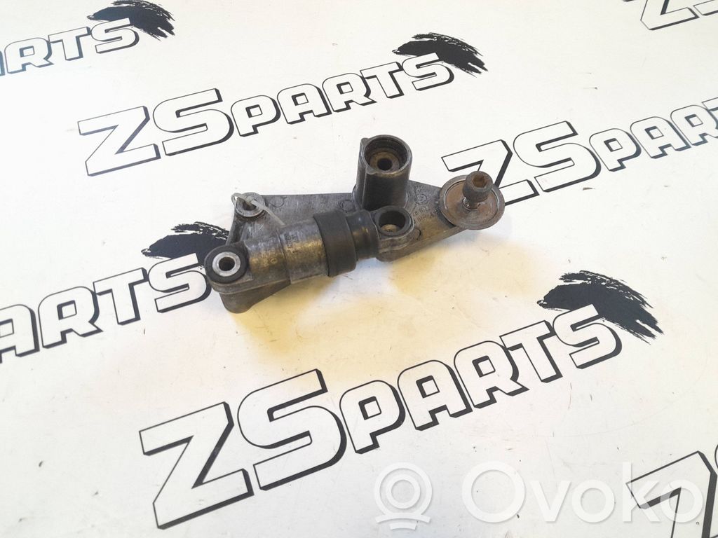 BMW 7 E38 Generatoriaus diržo įtempėjas 