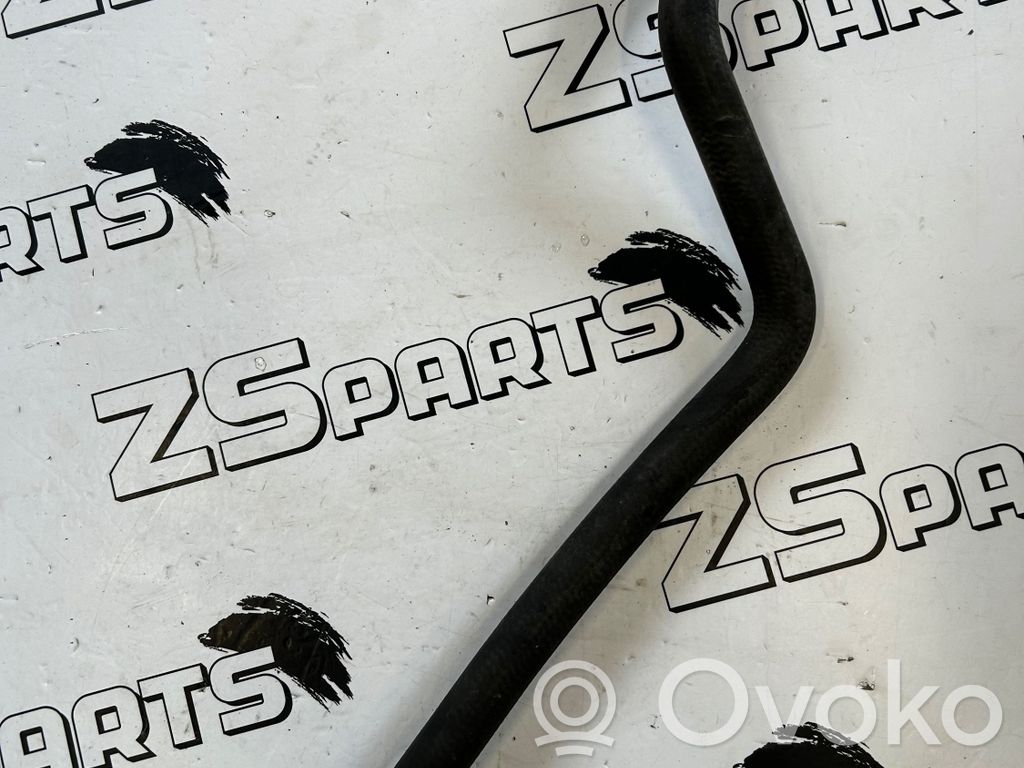 Engine coolant pipe/hose