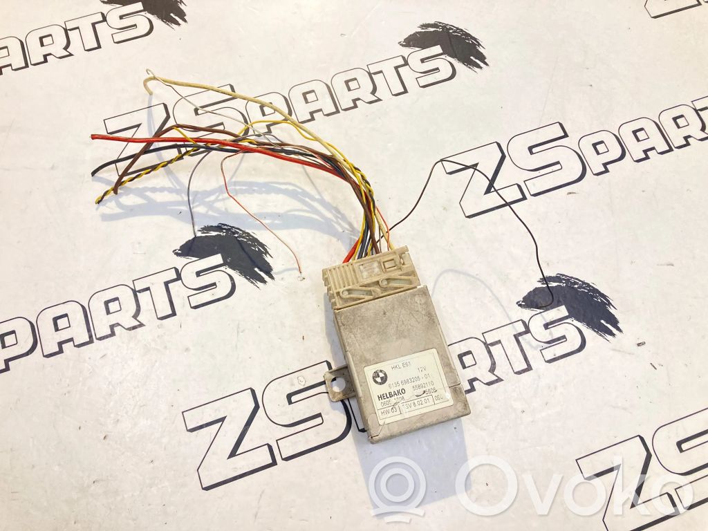 BMW 5 E60 E61 Komforto modulis 