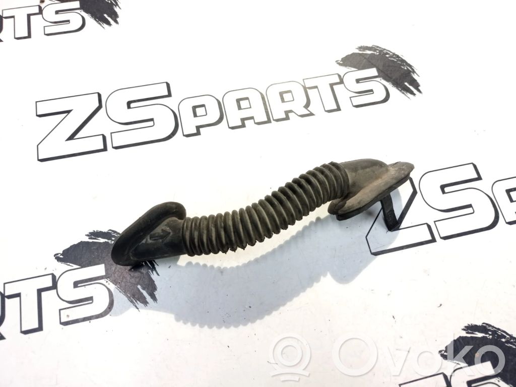 BMW 1 E81 E87 Gummidichtung Heckklappe Kofferraumdeckel 