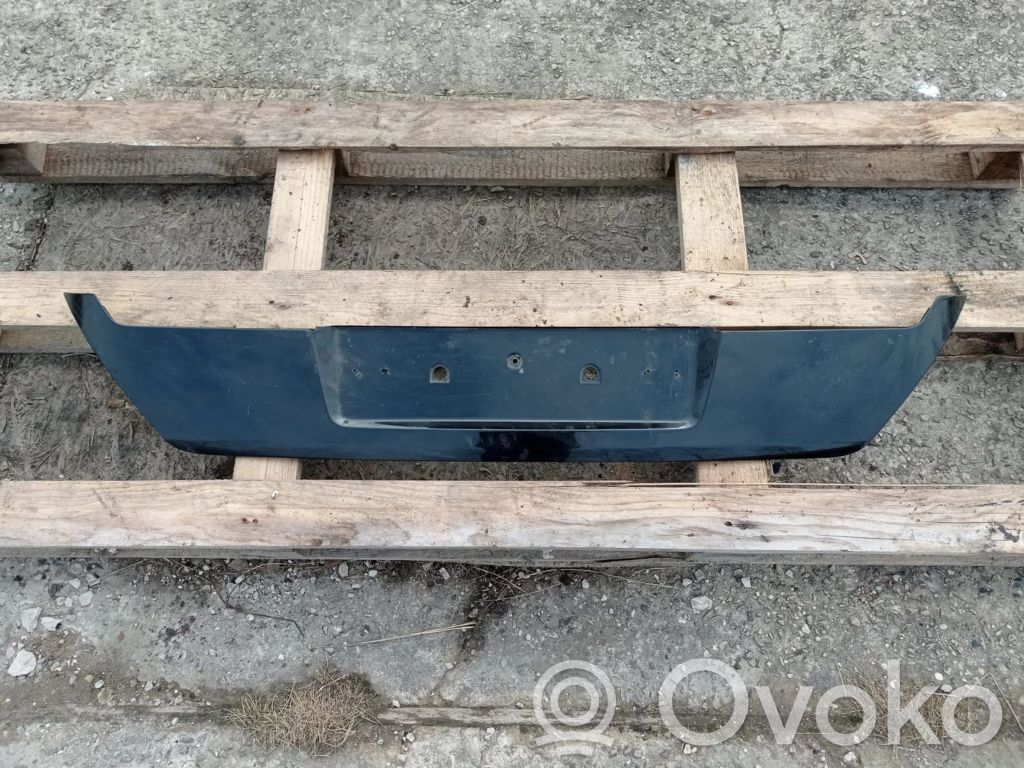 BMW 7 E65 E66 Apdaila galinio dangčio 