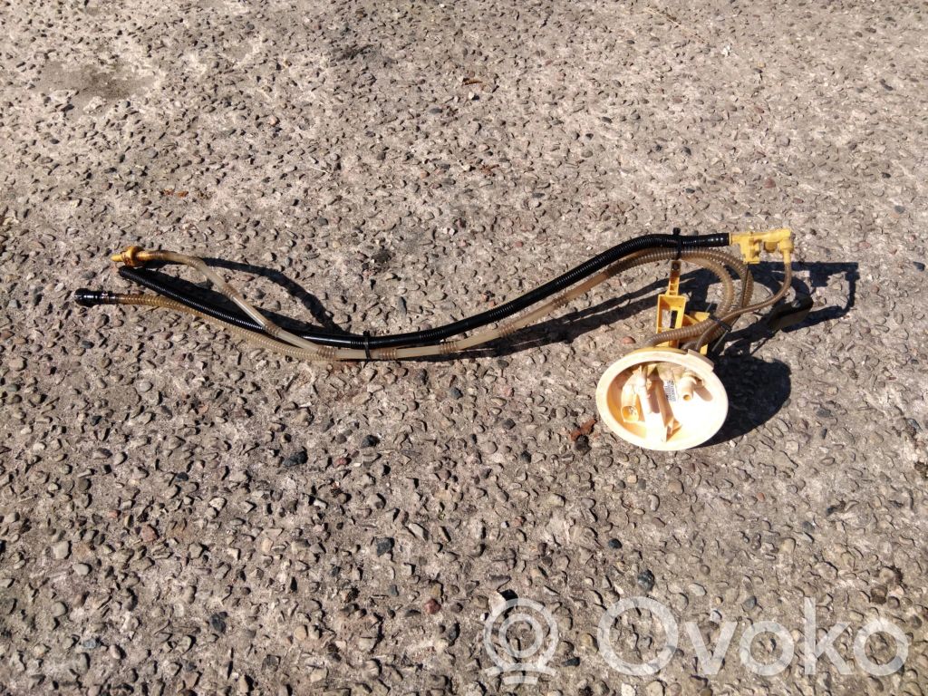 Bomba interna de combustible   03100603