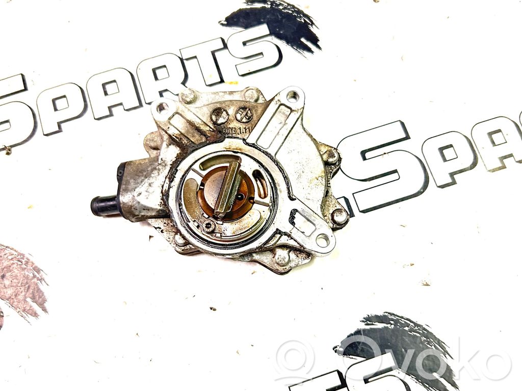 BMW 3 E90 E91 Vacuum pump 
