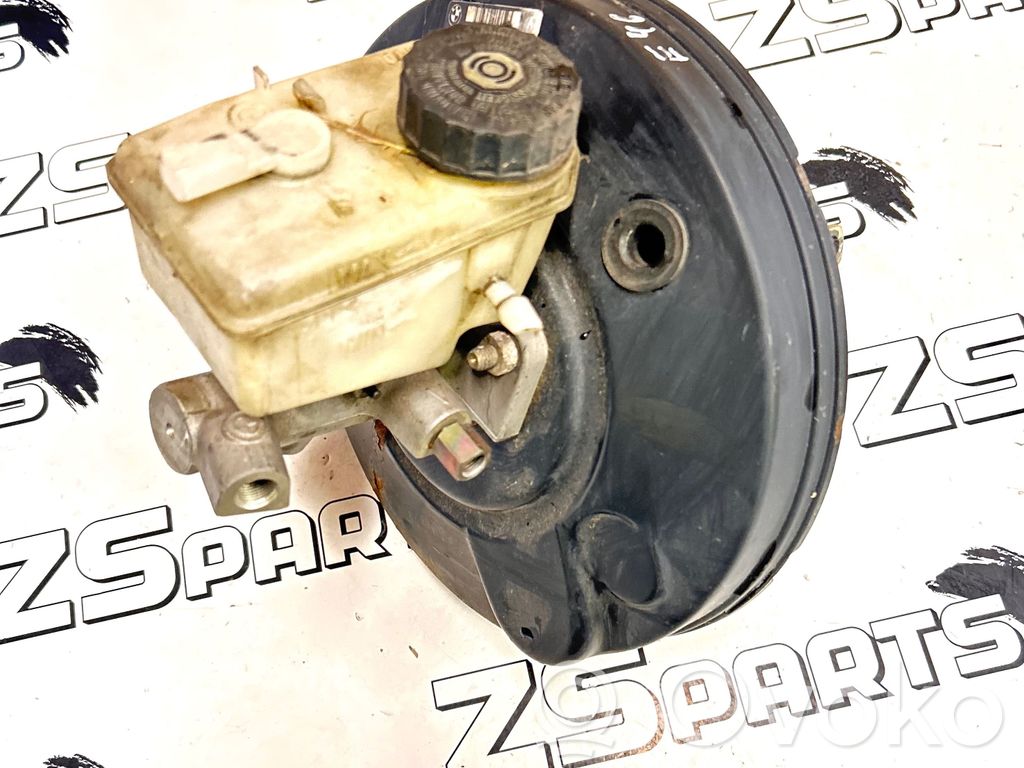 BMW 3 E46 Brake booster 