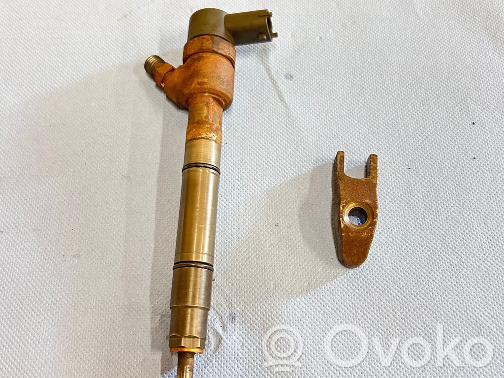KIA Cerato Inyector de combustible 