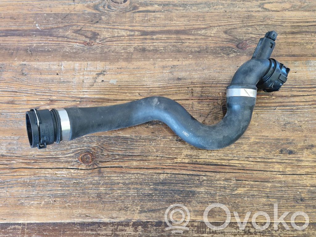 BMW 3 E90 E91 Engine coolant pipe/hose 