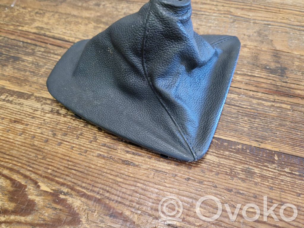 BMW 3 E90 E91 Soufflet levier de vitesse (cuir / tissu) 