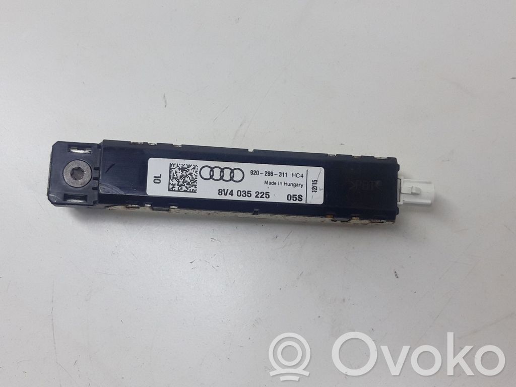 Audi A3 S3 8V Pystyantennivahvistin 