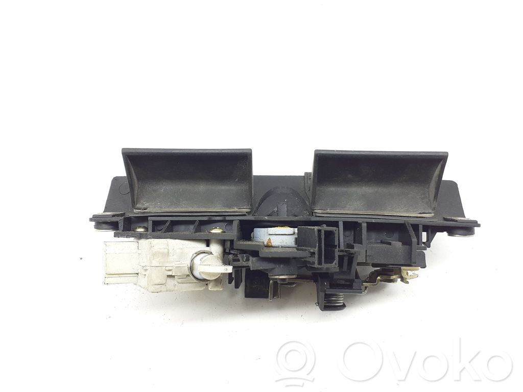 Audi A6 S6 C5 4B Tailgate/trunk/boot exterior handle 