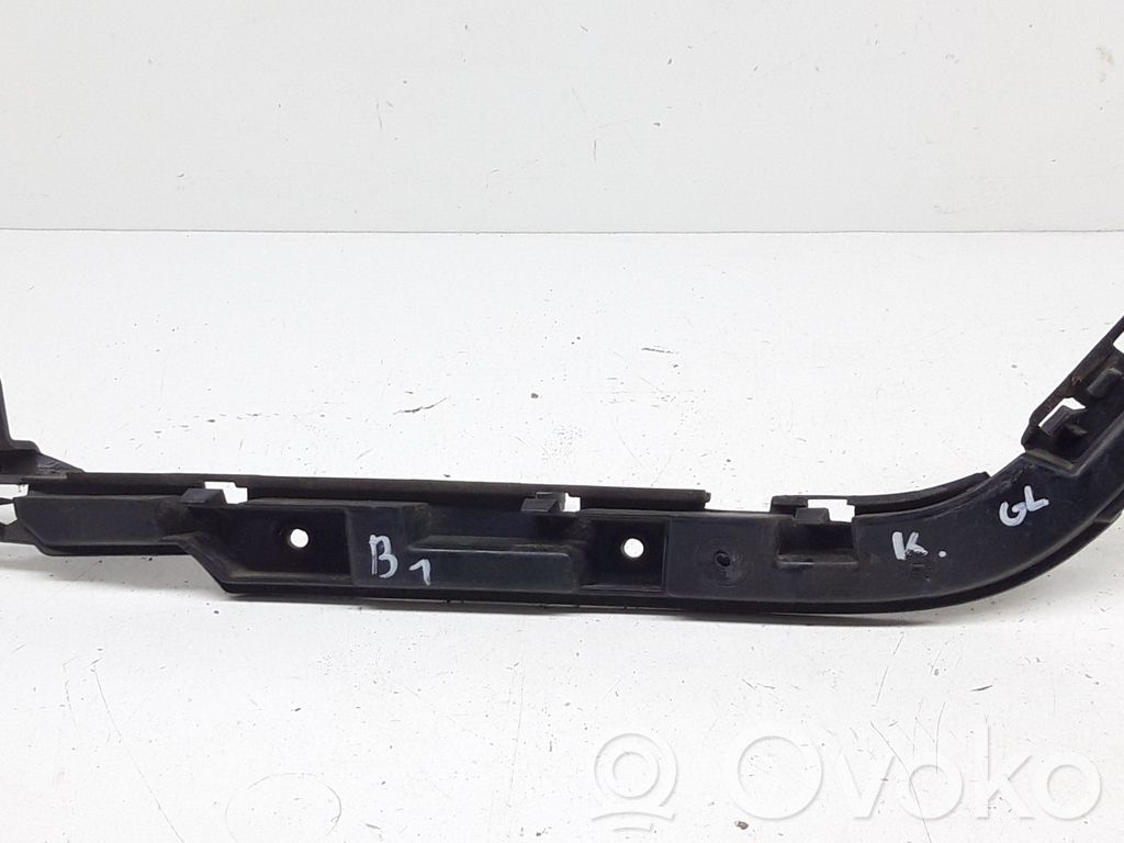 BMW 1 E81 E87 Soporte de montaje del parachoques trasero 