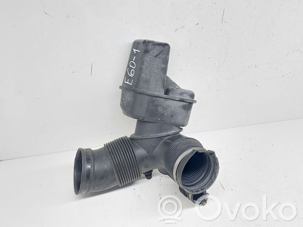 BMW 5 E60 E61 Air intake duct part 