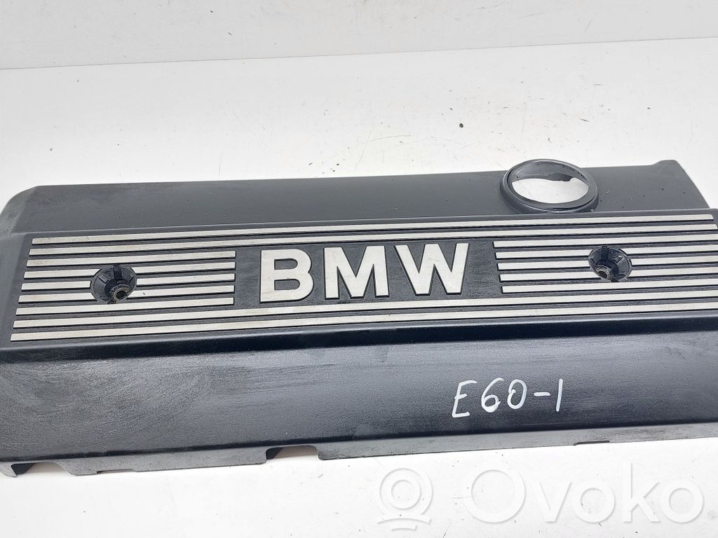 BMW 5 E60 E61 Variklio dangtis (apdaila) 