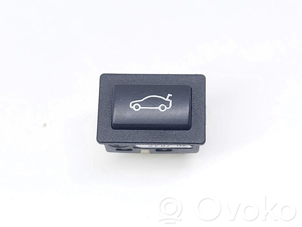 BMW 5 E60 E61 Interruptor para abrir la puerta trasera 
