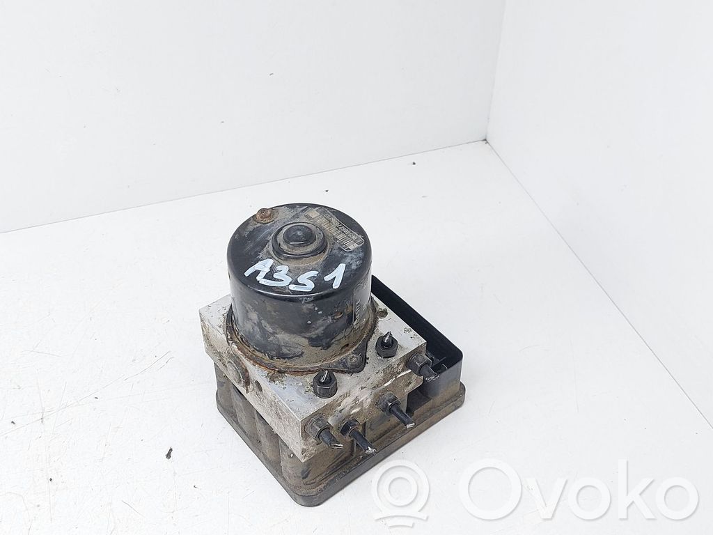 Audi A3 S3 8L ABS-pumppu 