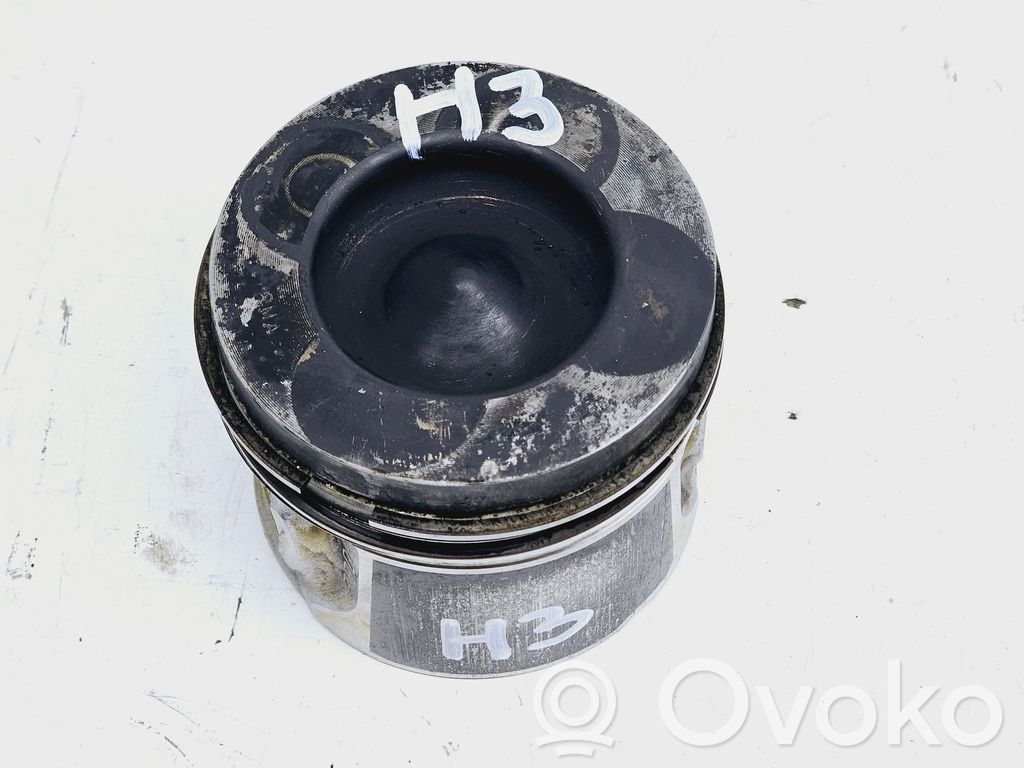 Honda CR-V Piston 