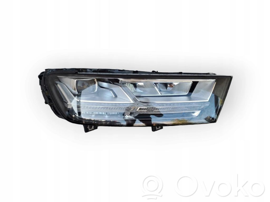 Audi Q7 4M Scheinwerfer 
