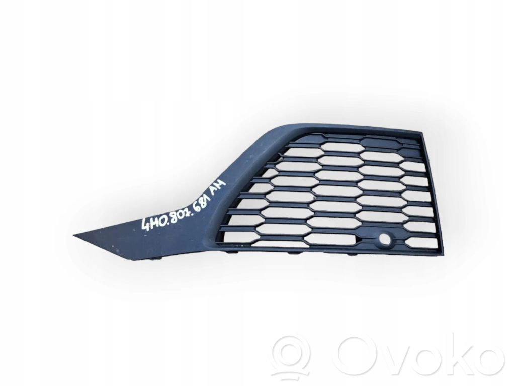 Audi Q7 4M Front bumper lower grill 
