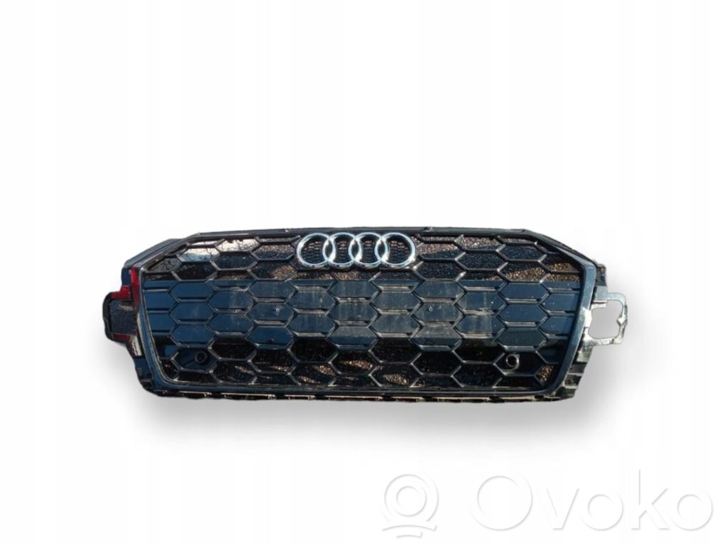 Audi A5 Rejilla superior del radiador del parachoques delantero 
