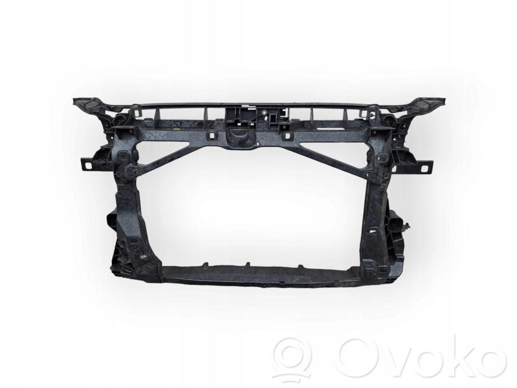 Audi A3 S3 8V Radiatorių panelė 